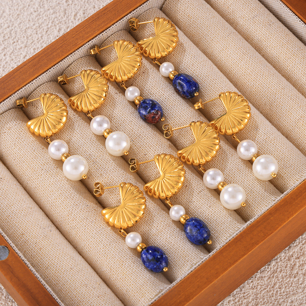 FAN SHAPED THREADED EARRINGS