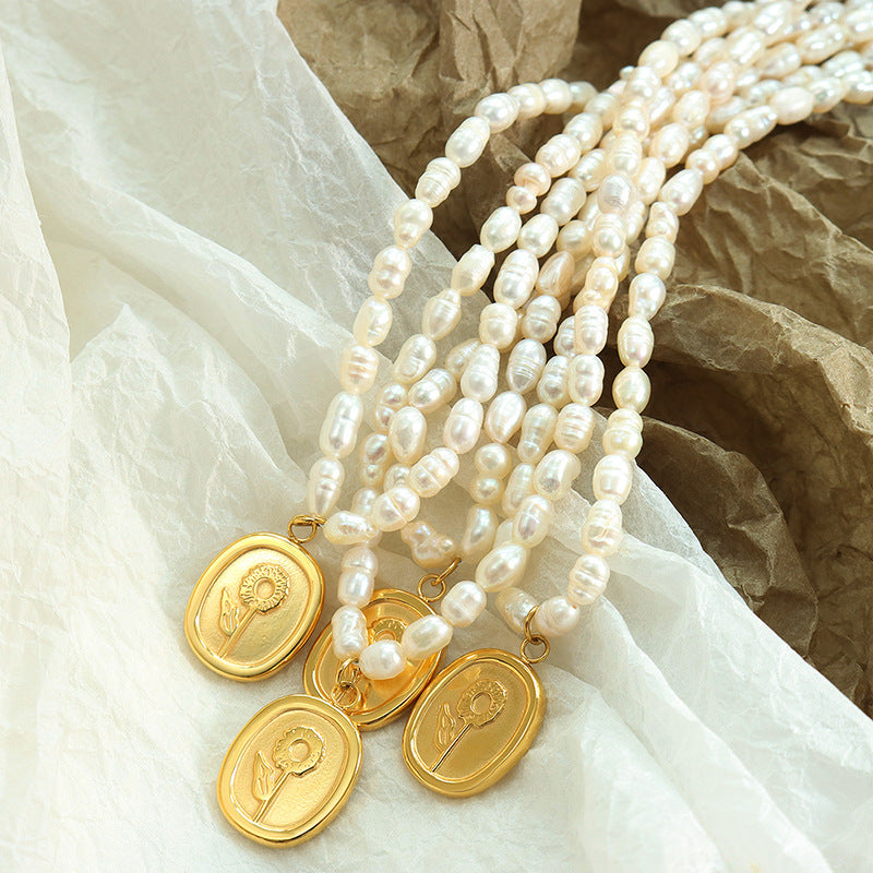 FLOWER PENDANT PEARL NECKLACE