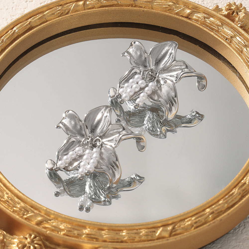 FLOWER TASSEL EARRINGS