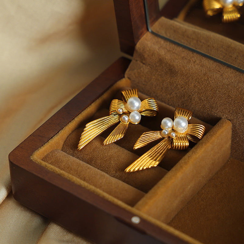 FRENCH BOW PEARL EARRINGS
