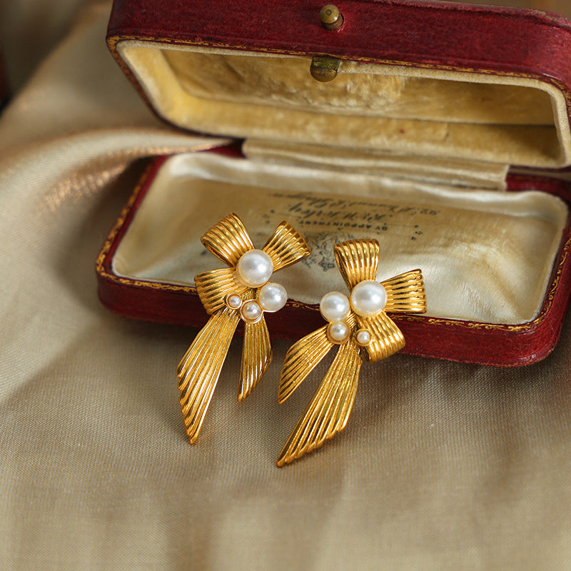 FRENCH BOW PEARL EARRINGS