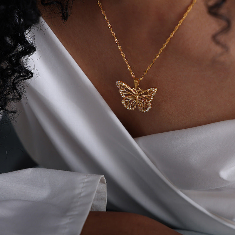 FRENCH VINTAGE BUTTERFLY NECKLACE