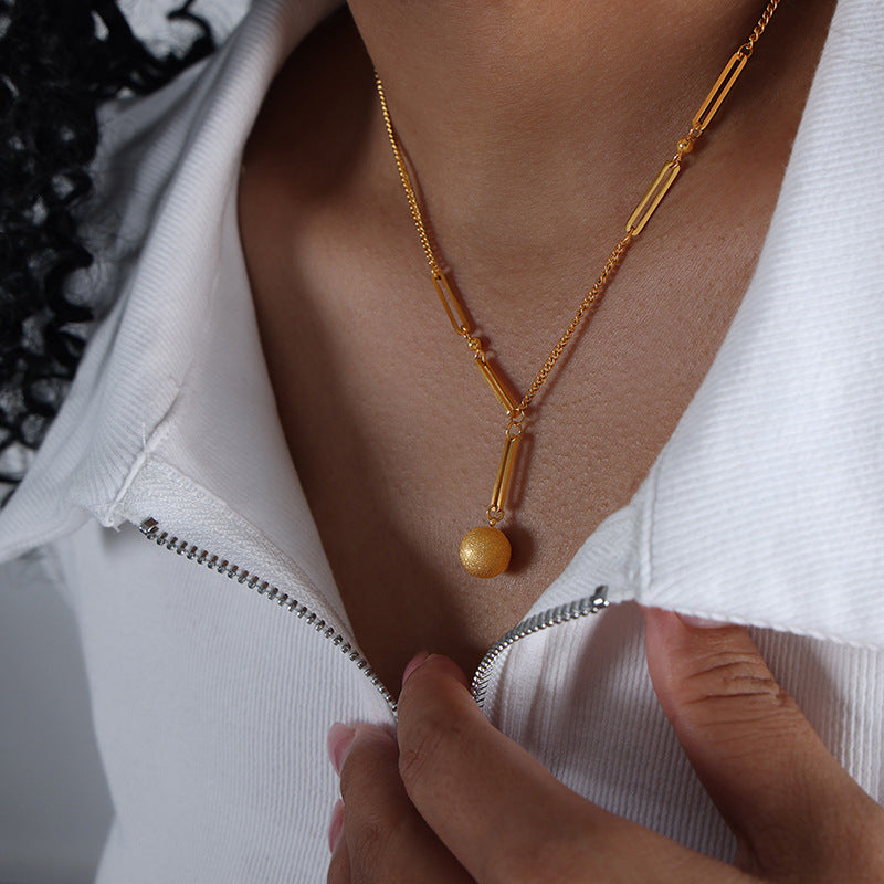 FROSTED ROUND BEAD PENDANT NECKLACE