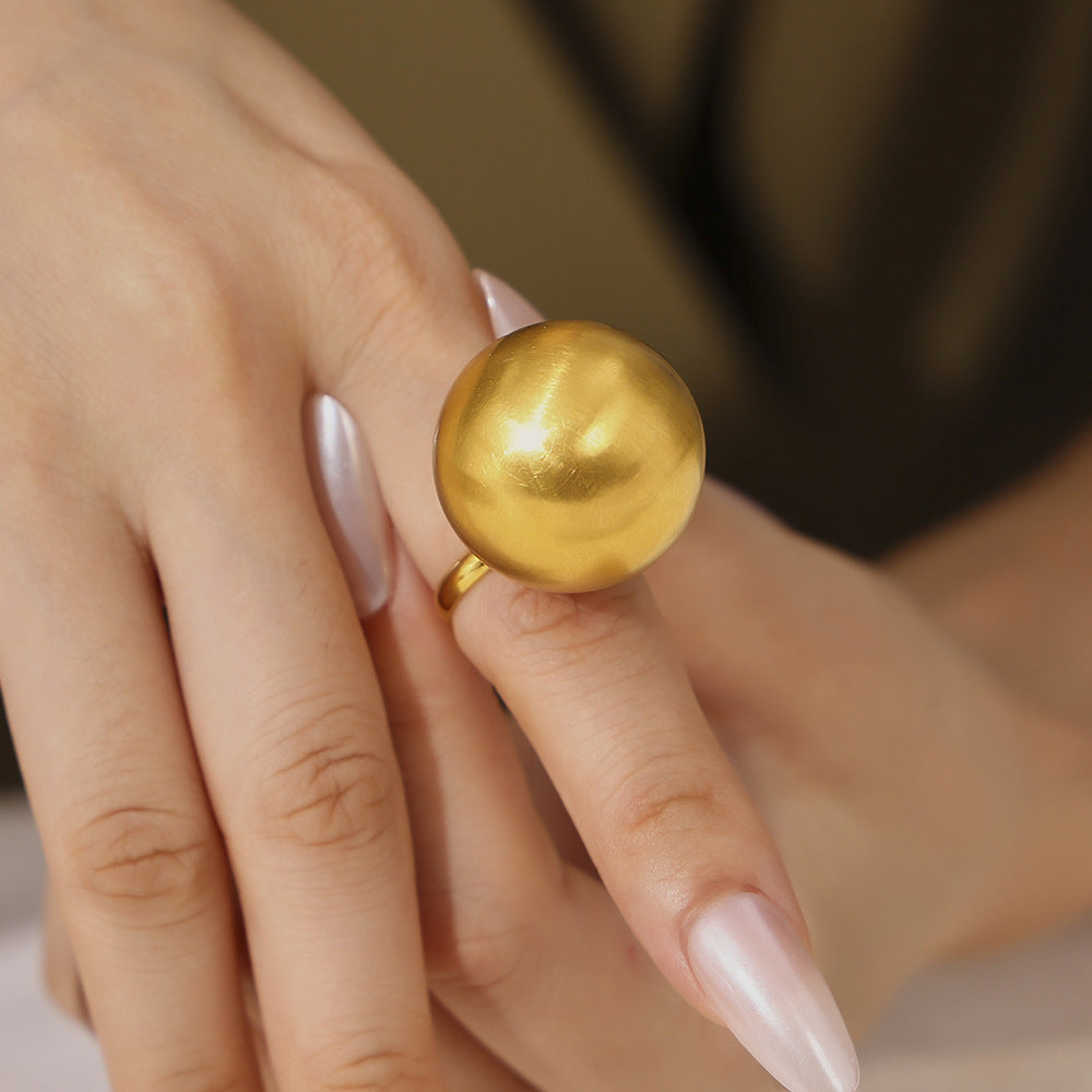 Fashionable exaggerated big ball ring