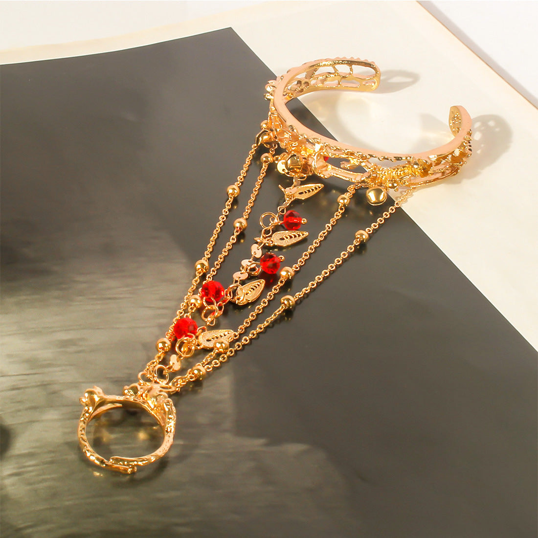 Fresh and personalized retro gold noble adjustable temperament ring