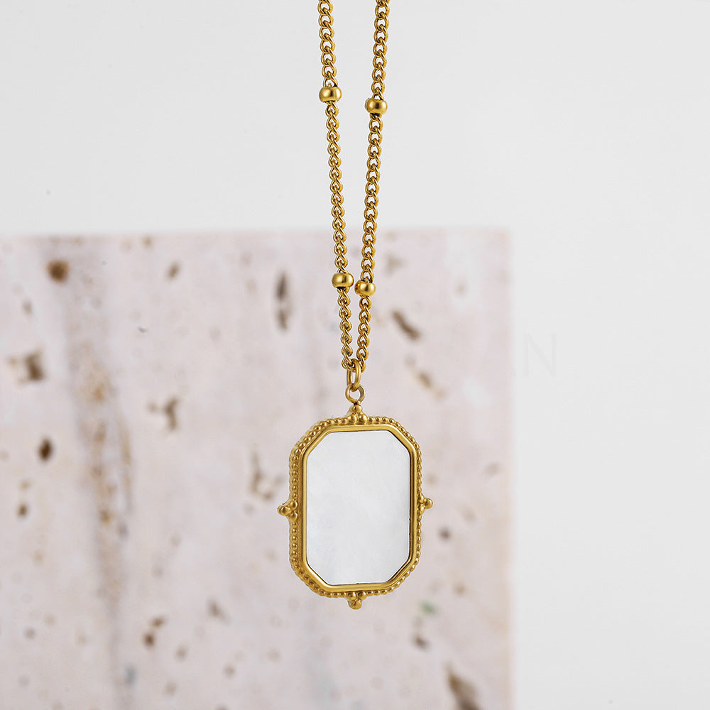GEOMETRIC RETRO PALACE STYLE NECKLACE