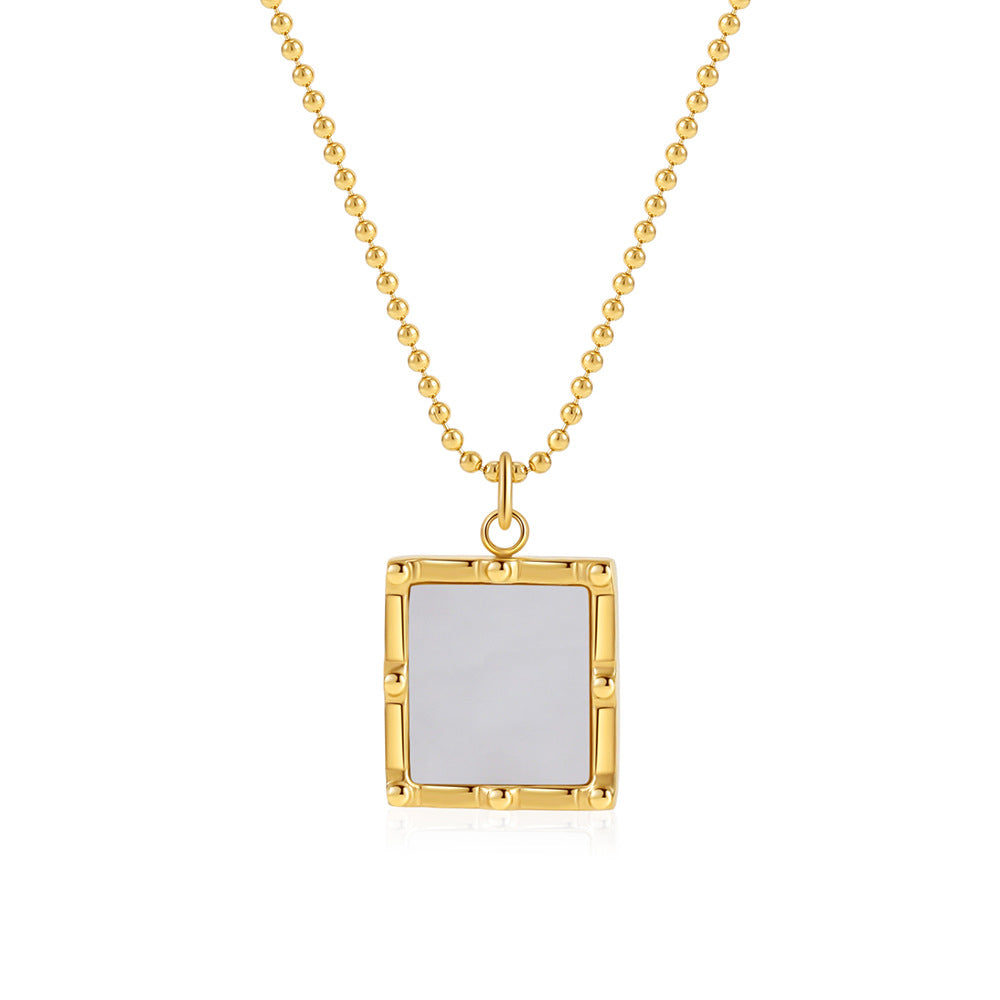 GEOMETRIC RETRO PALACE STYLE NECKLACE
