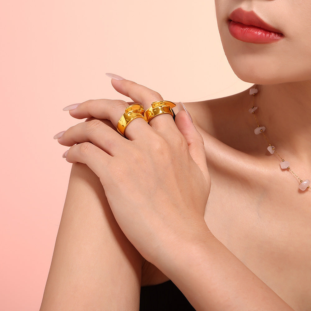 GEOMETRIC CONVEX RING