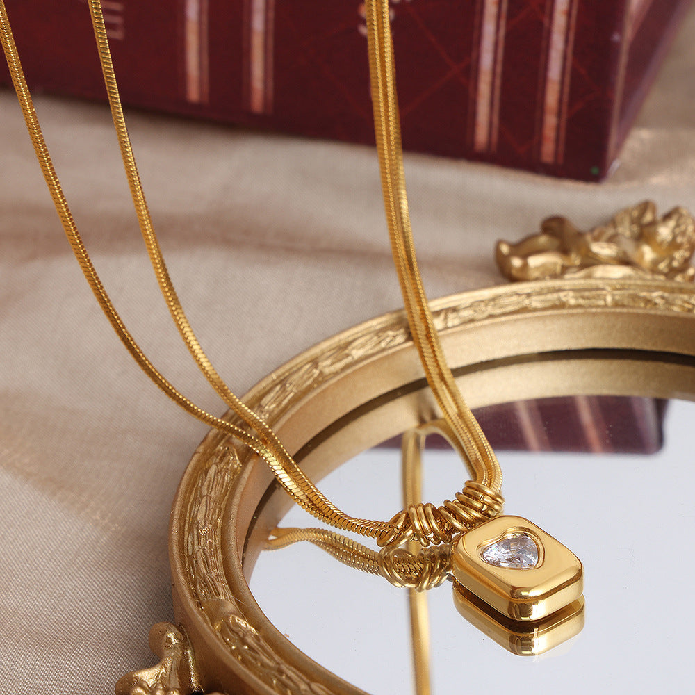 GEOMETRIC PEACH HEART LOVE PENDANT NECKLACE