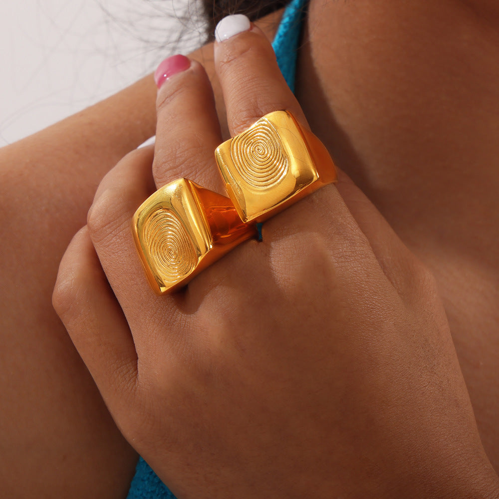 GEOMETRIC FINGERPRINT RING