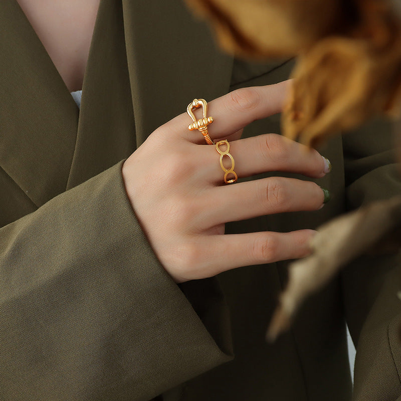 GEOMETRIC HOLLOW OPENING RING