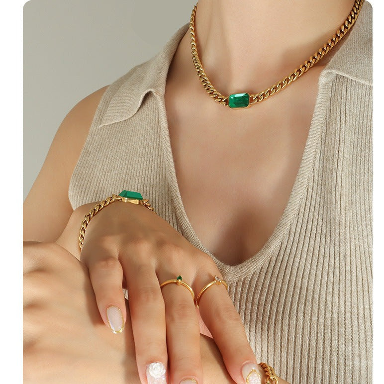 GLASSSTONENECKLACE-4