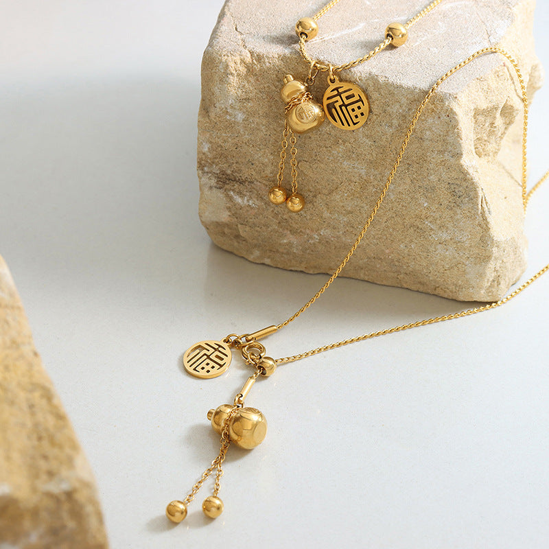 GOURD TASSEL NECKLACE