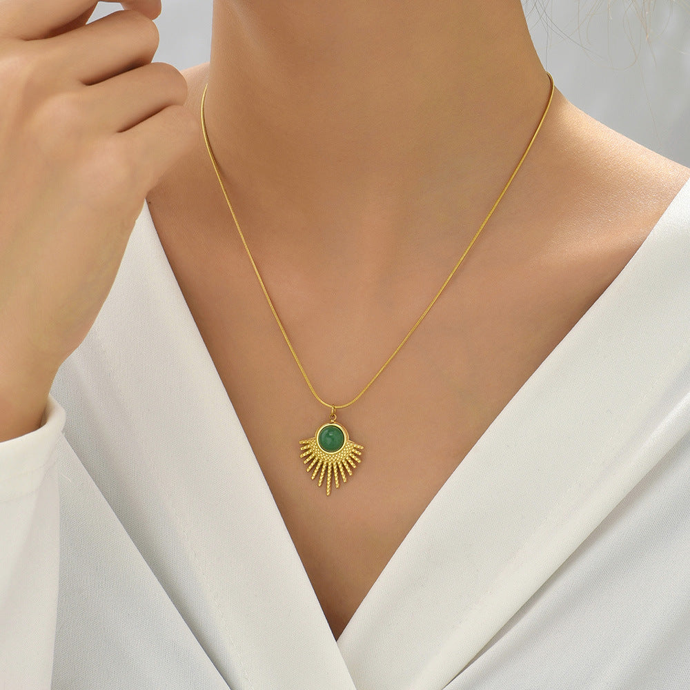 EMERALD PERSONALITY NECKLACE
