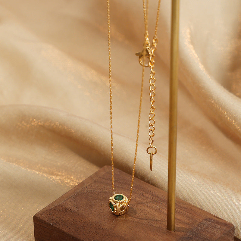 GREEN STONE CUBE NECKLACE