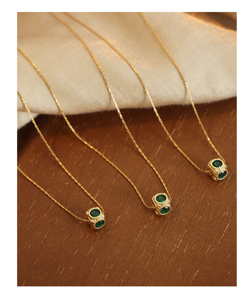 GREEN STONE CUBE NECKLACE