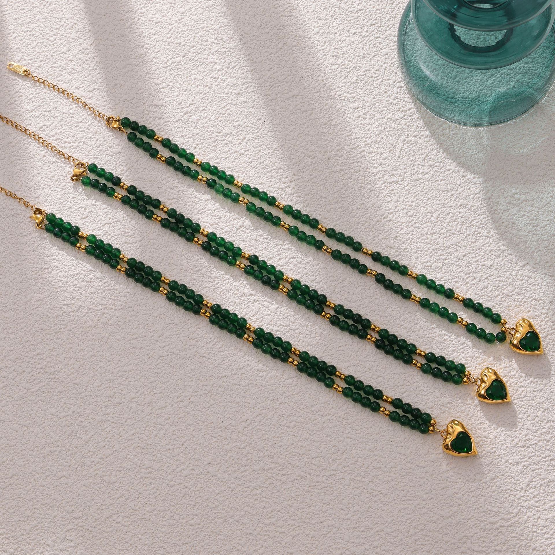 GREEN STONE NECKLACE