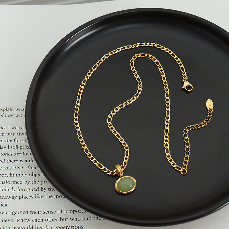GREEN STONE NECKLACE