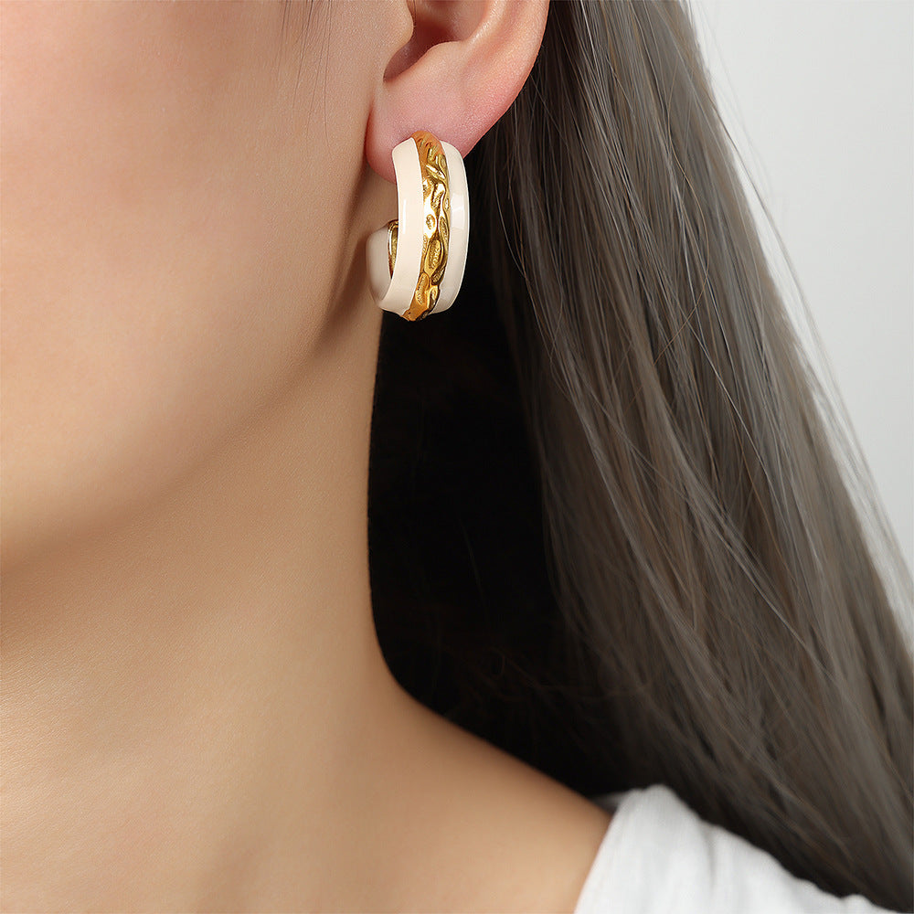 HALF CIRCLE C-SHAPED EARRINGS