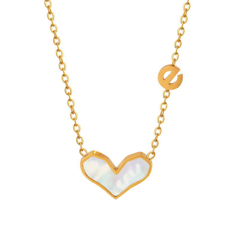 HEART SHAPED GEOMETRIC PENDANT NECKLACE