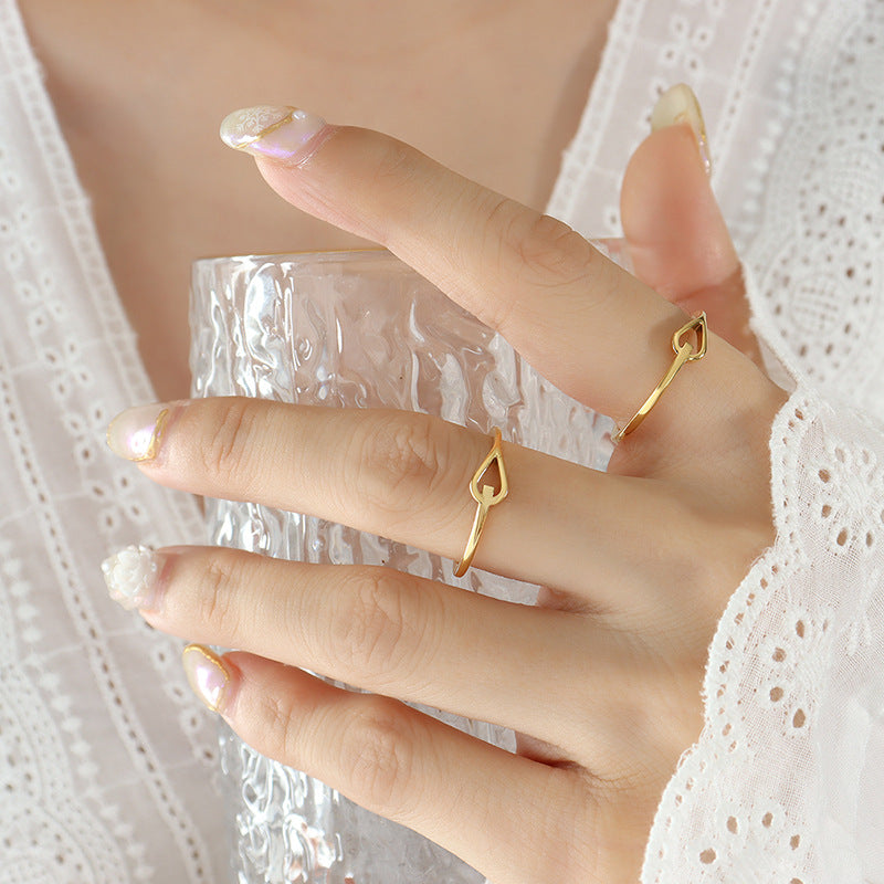 HOLLOW OUT SLIM CUT PLAIN RING