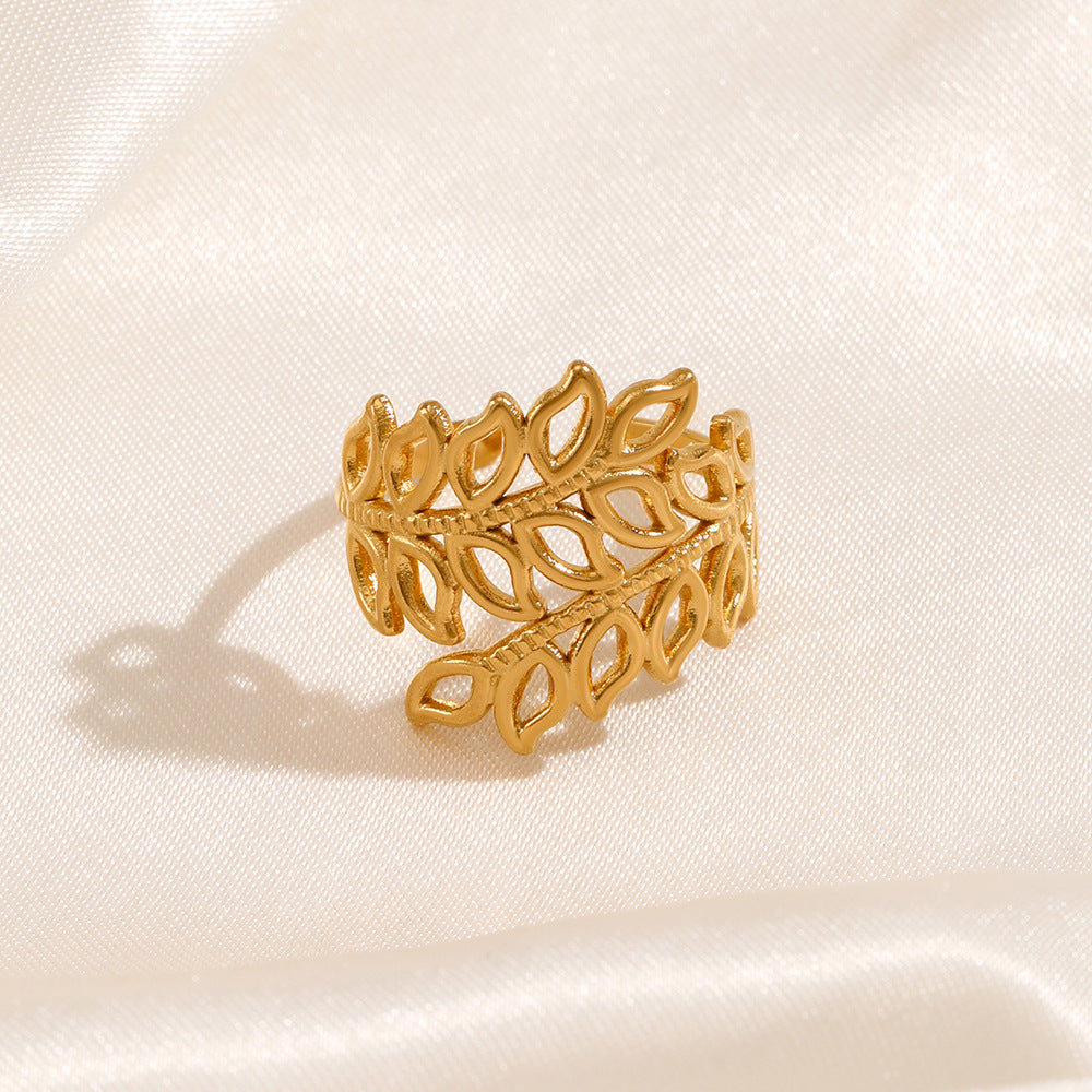 HOLLOW LEAF RING