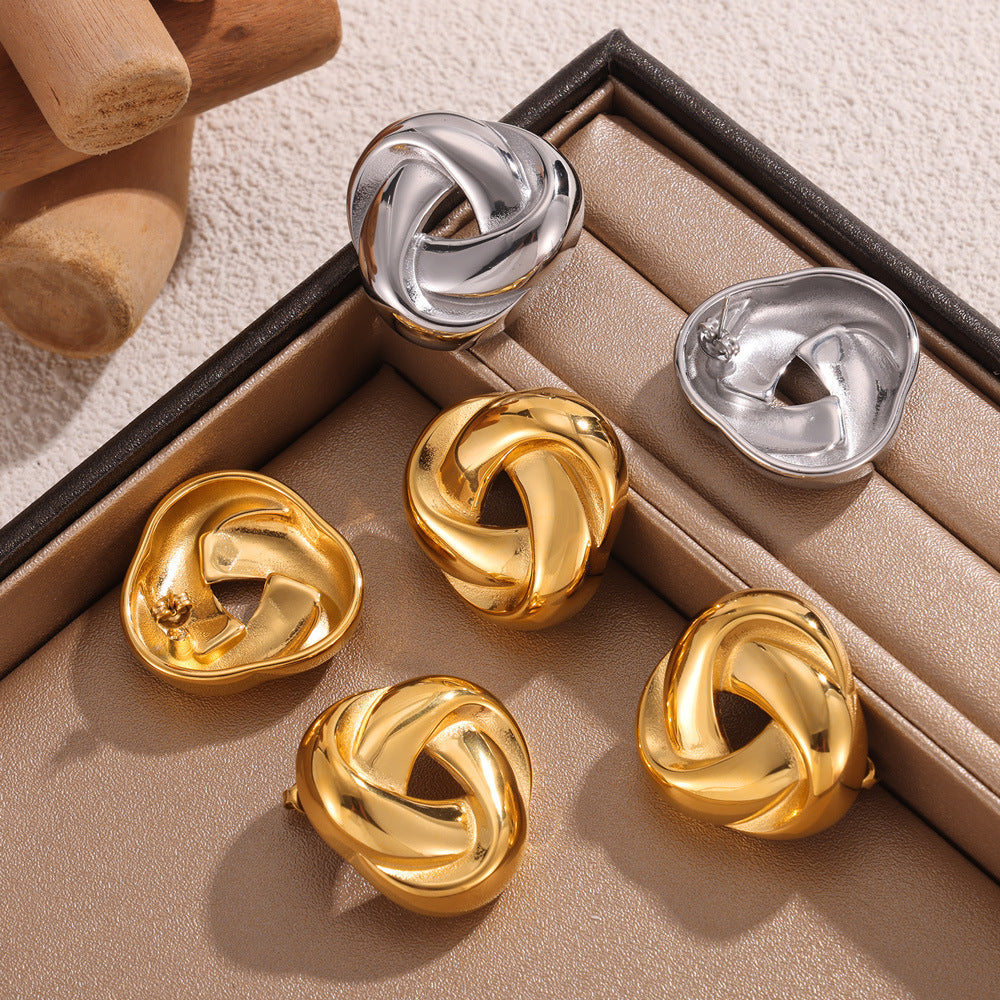 HOLLOW OUT WINDING EARRINGS