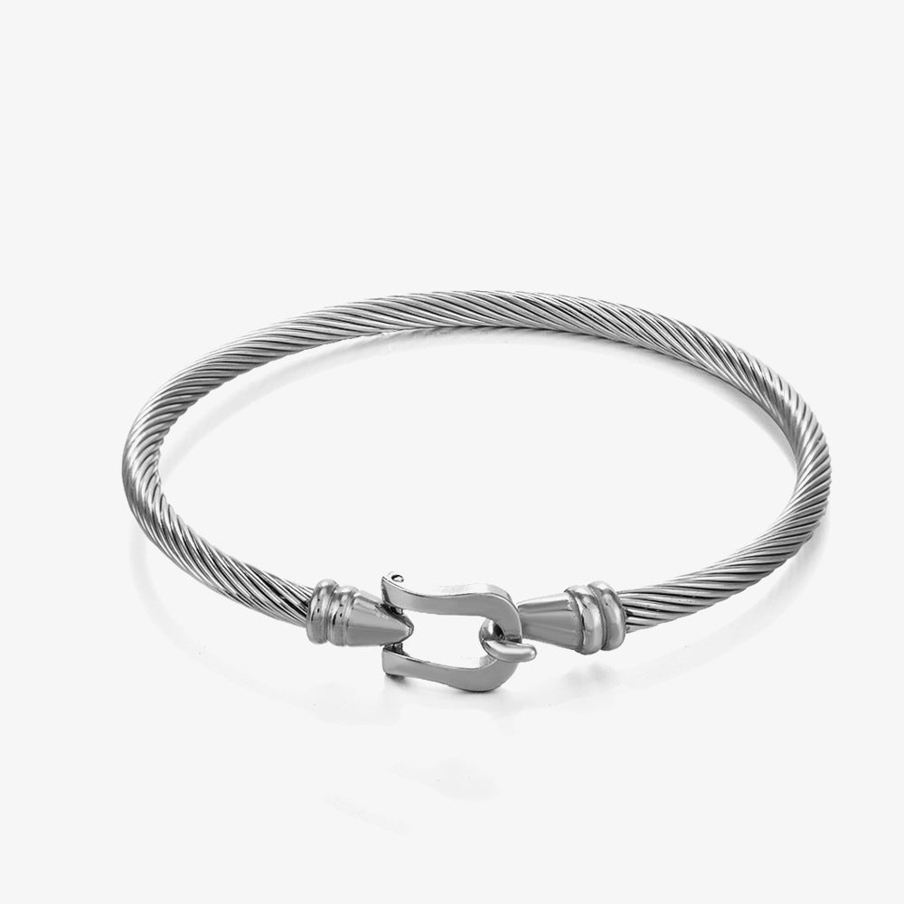 HORSESHOE BUCKLE BRACELET