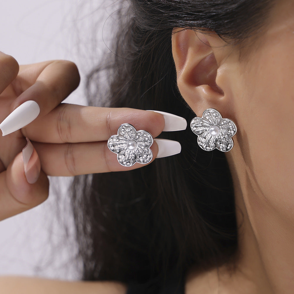 INLAID-PEARL-FLOWER-EARRINGS