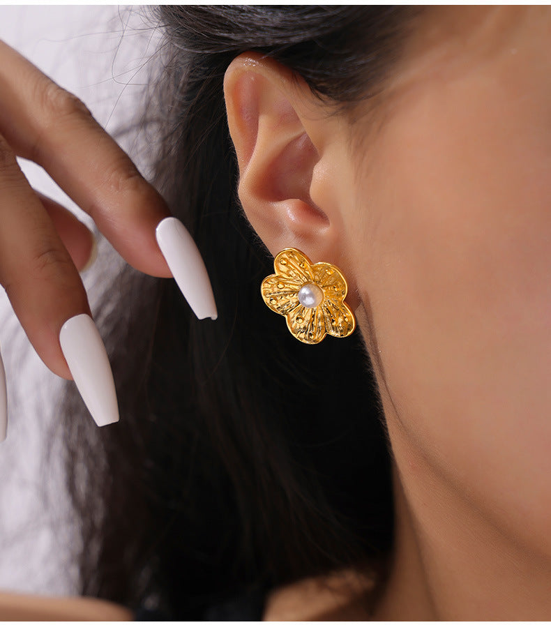 INLAID-PEARL-FLOWER-EARRINGS