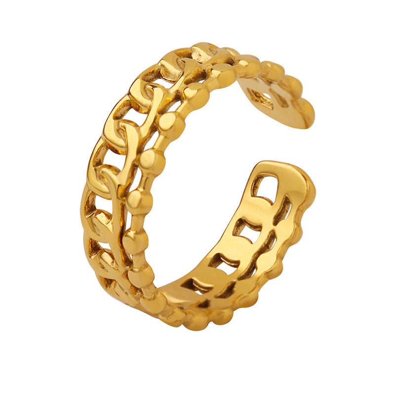 ADJUSTABLE RING WITH INTERLOCKING CHAIN
