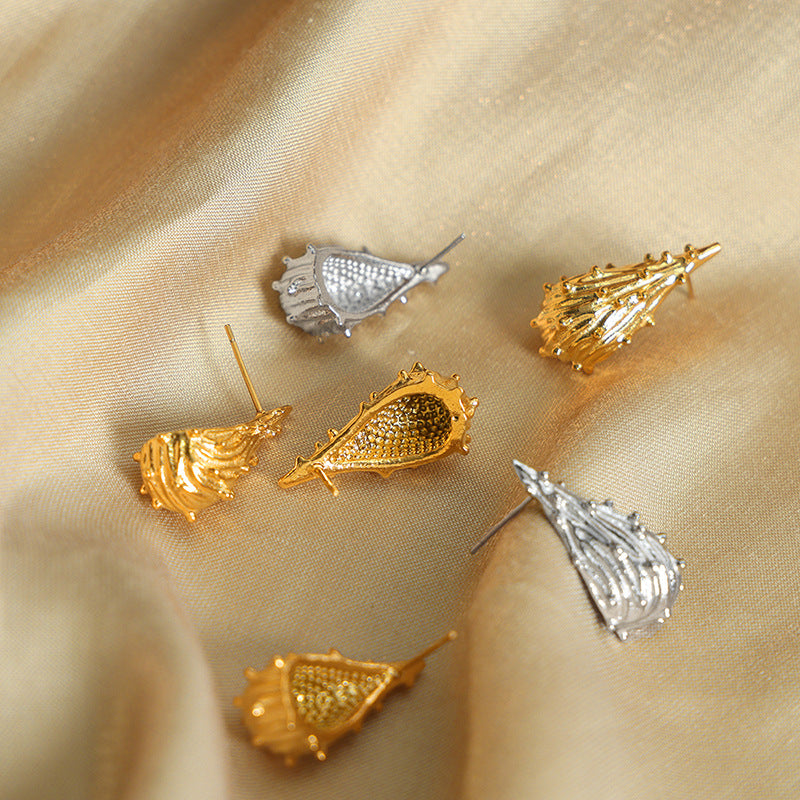 IRREGULAR TEARDROP SHAPED EARRINGS