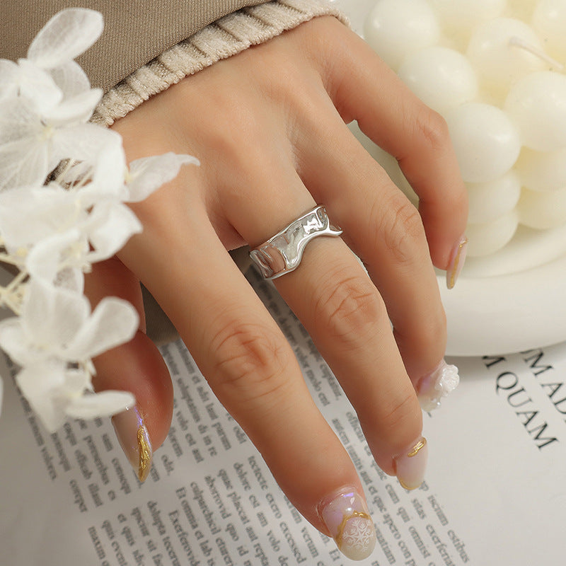 IRREGULAR WRINKLE RING