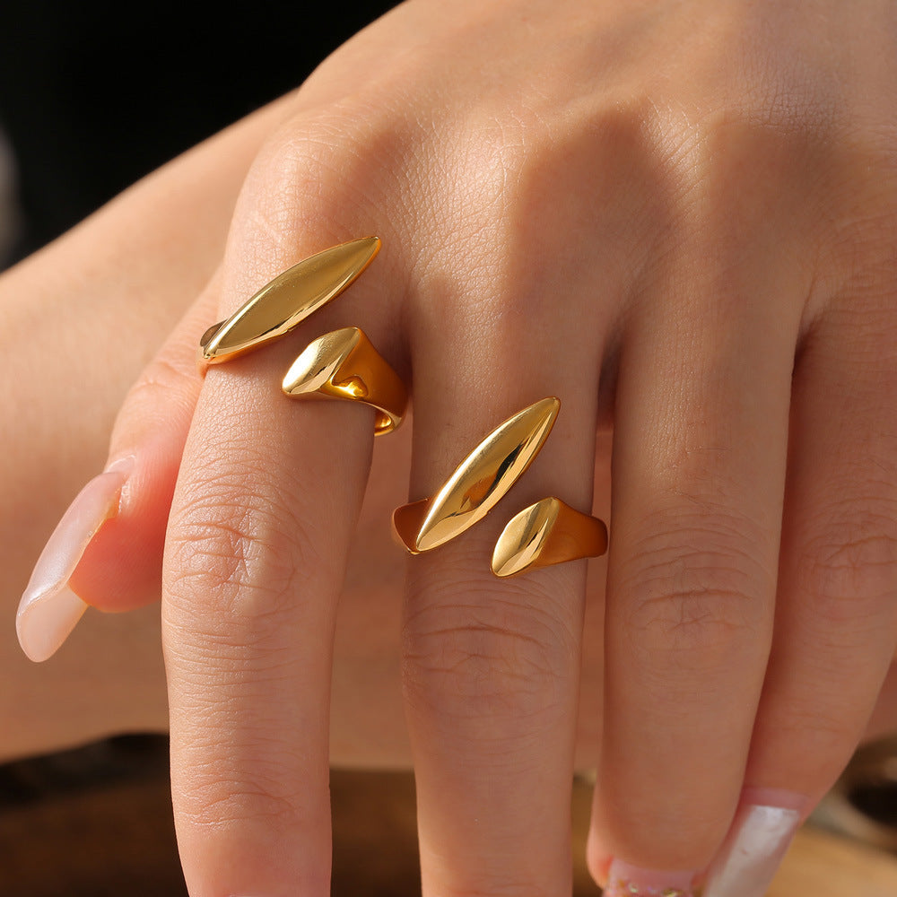 IRREGULAR GEOMETRIC RING