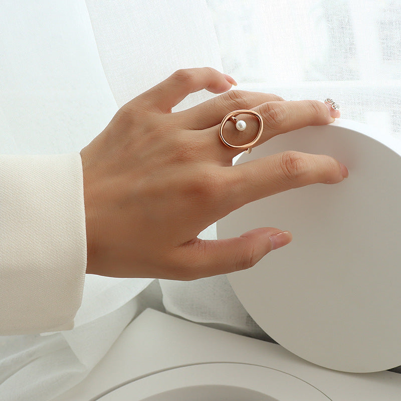 IRREGULAR IMITATION PEARL RING