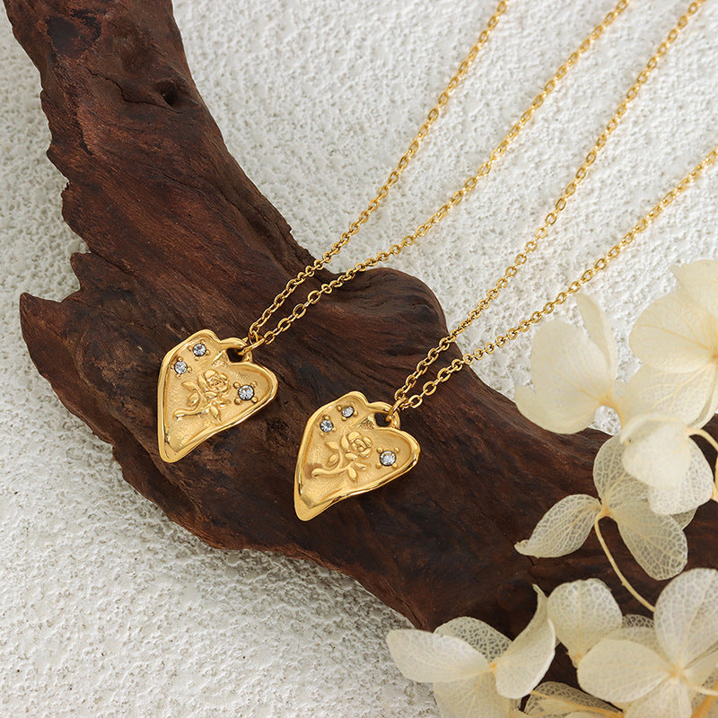 IRREGULAR LOVE FLOWER NECKLACE