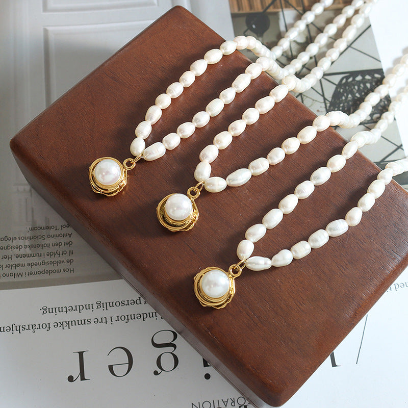 LIGHT LUXURY PEARL PENDANT NECKLACE