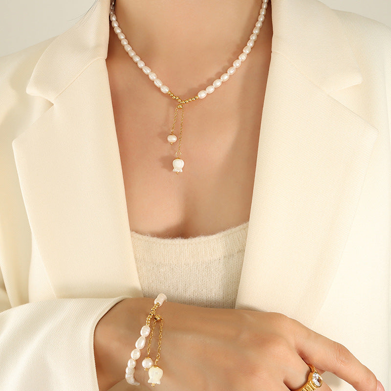 LINGLAN FLOWER NECKLACE