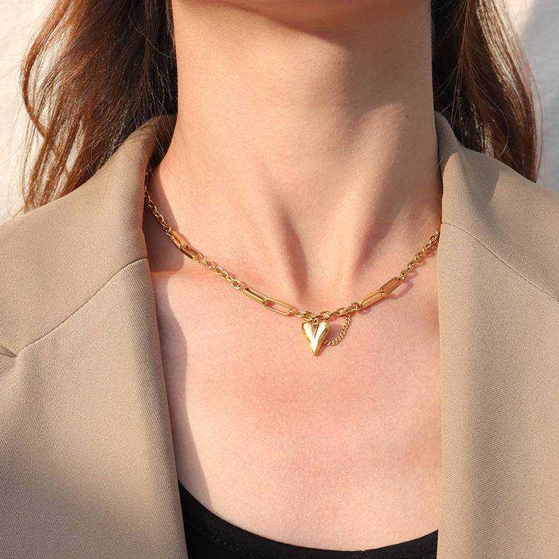 LITTLE PEACH HEART LOVE TASSEL NECKLACE