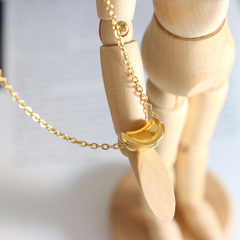 LITTLE BEAN PENDANT NECKLACE