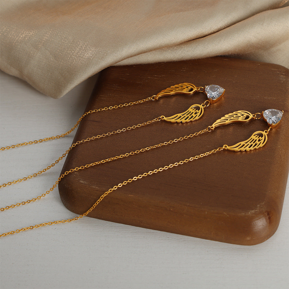 LOVE ANGEL WINGS NECKLACE
