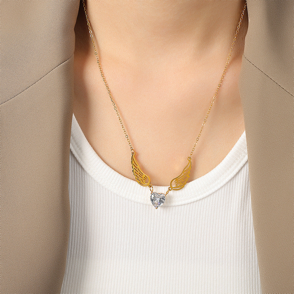LOVE ANGEL WINGS NECKLACE