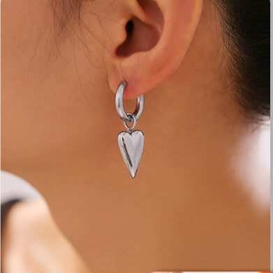 LOVE EARRINGS