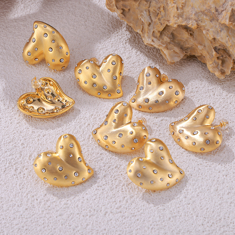 LOVE STUDDED EARRINGS