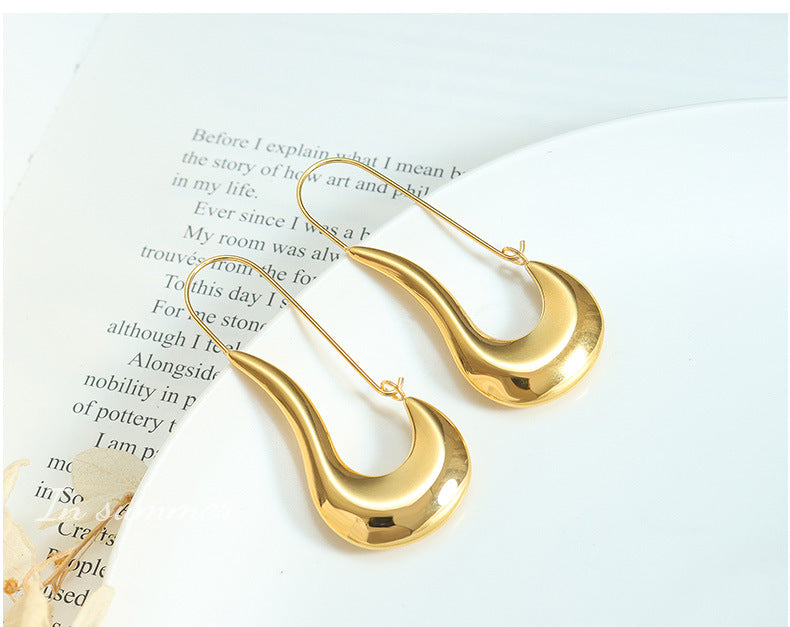 Large U-shaped earrings