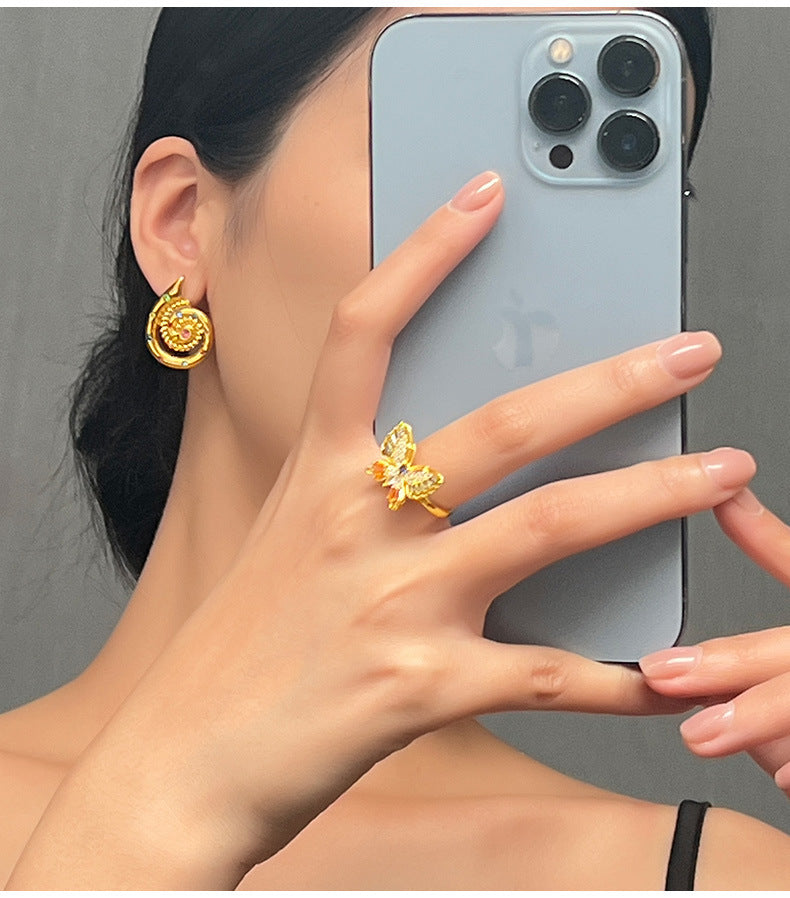 Light luxury elegant colorful butterfly ring