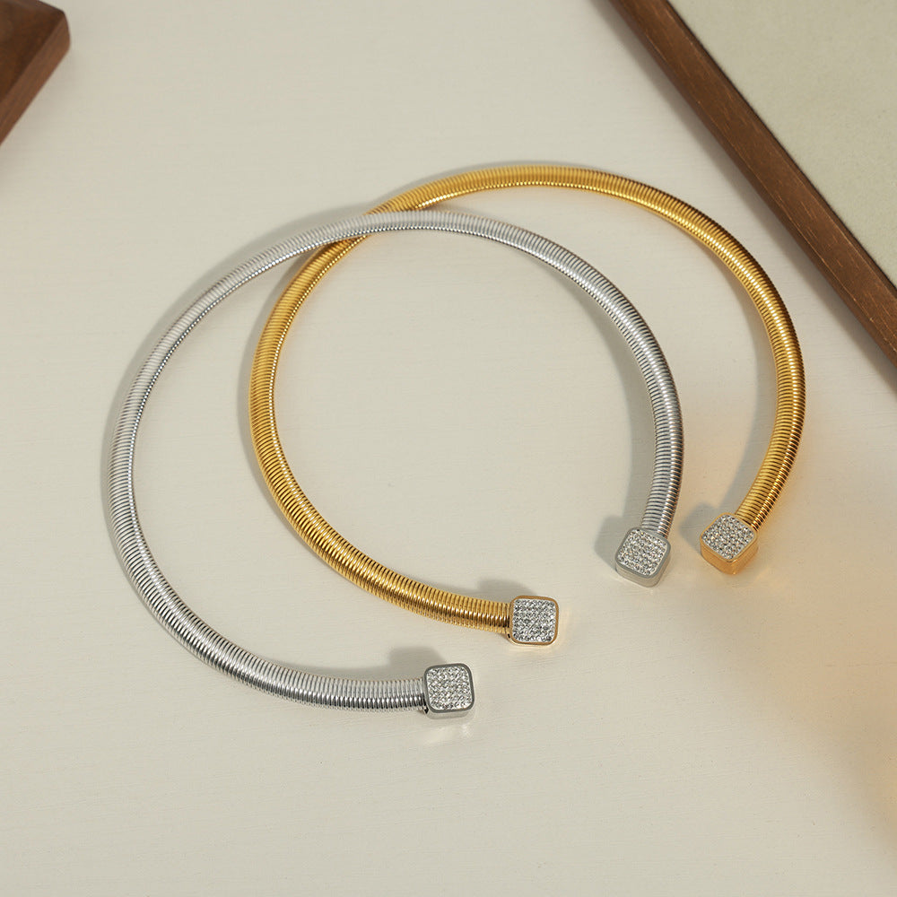 Light luxury personality fashion necklace