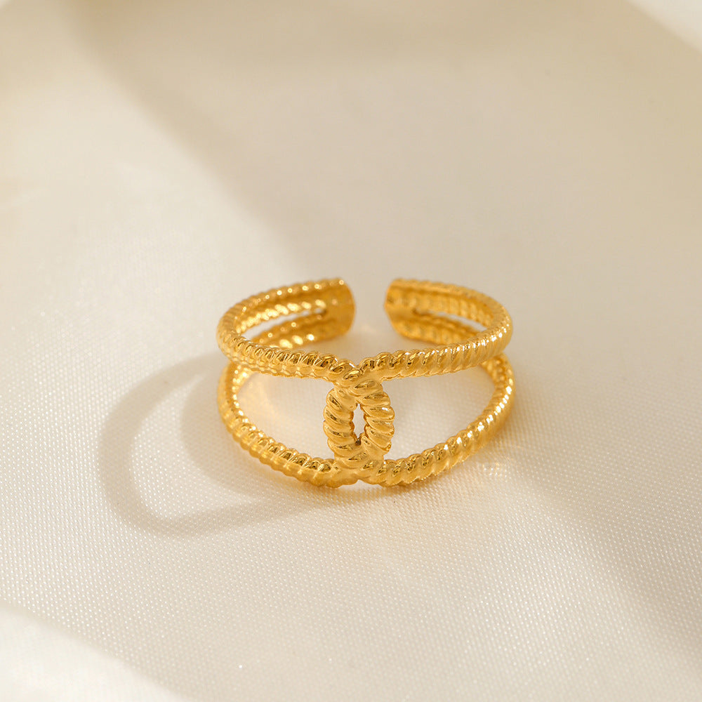 MINIMALIST CROSS RING