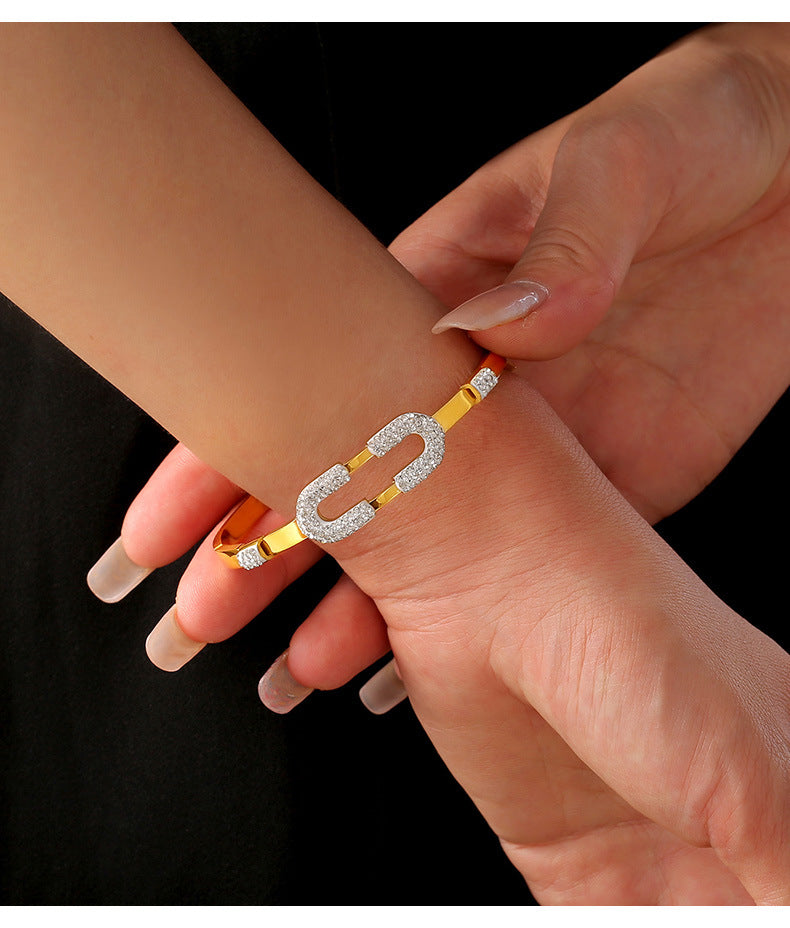 MINIMALIST FULL GEOMETRIC PAPERCLIP BRACELET