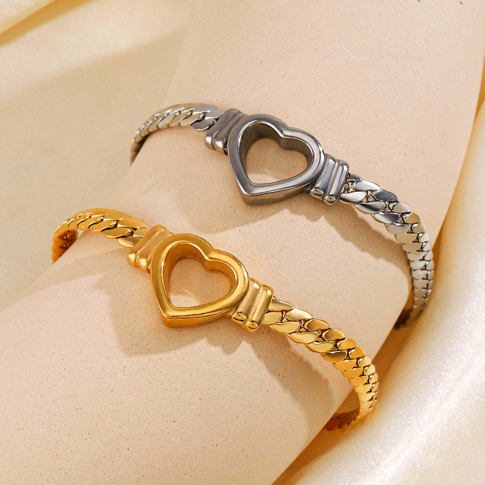 MINIMALIST HOLLOW HEART BRACELET